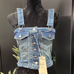 Love Trends Dungaree style crop,chest pockets,button front,adjustable straps